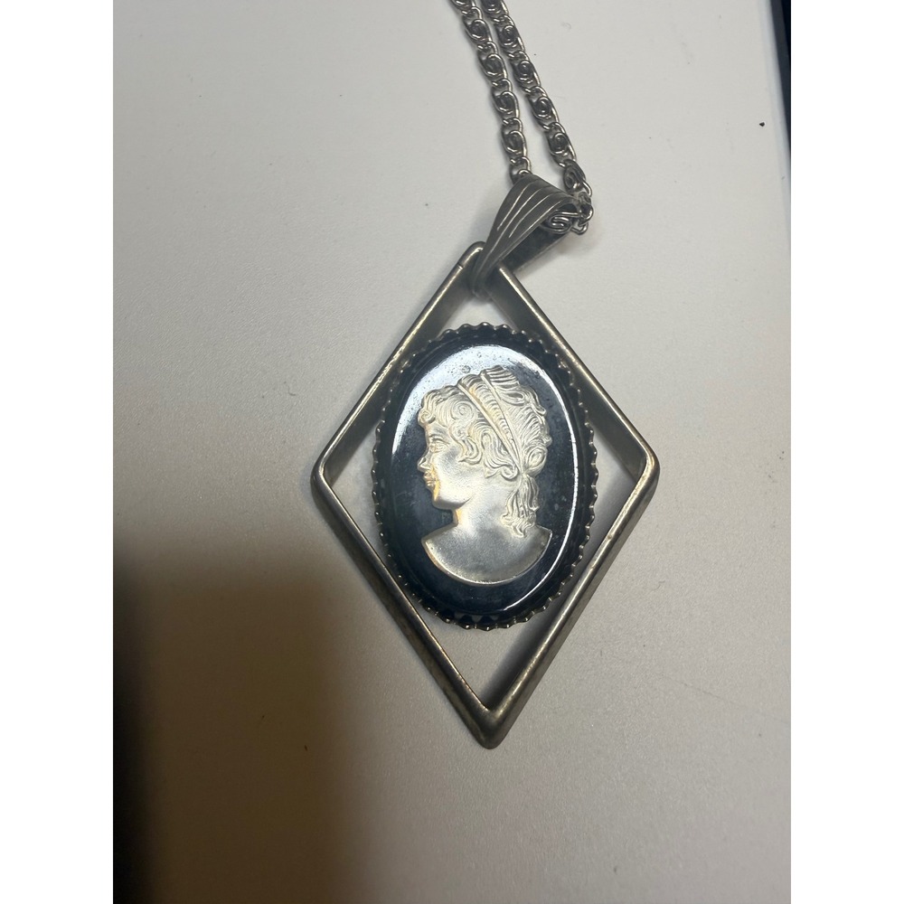 Vintage Cameo Intaglio Necklace Silver Tone Black Portrait Diamond Frame Pendant